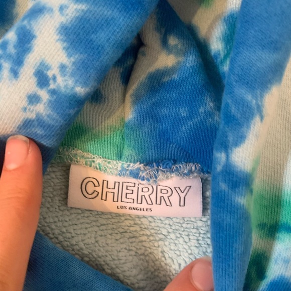 Cherry la blue hoodie - Picture 2 of 4